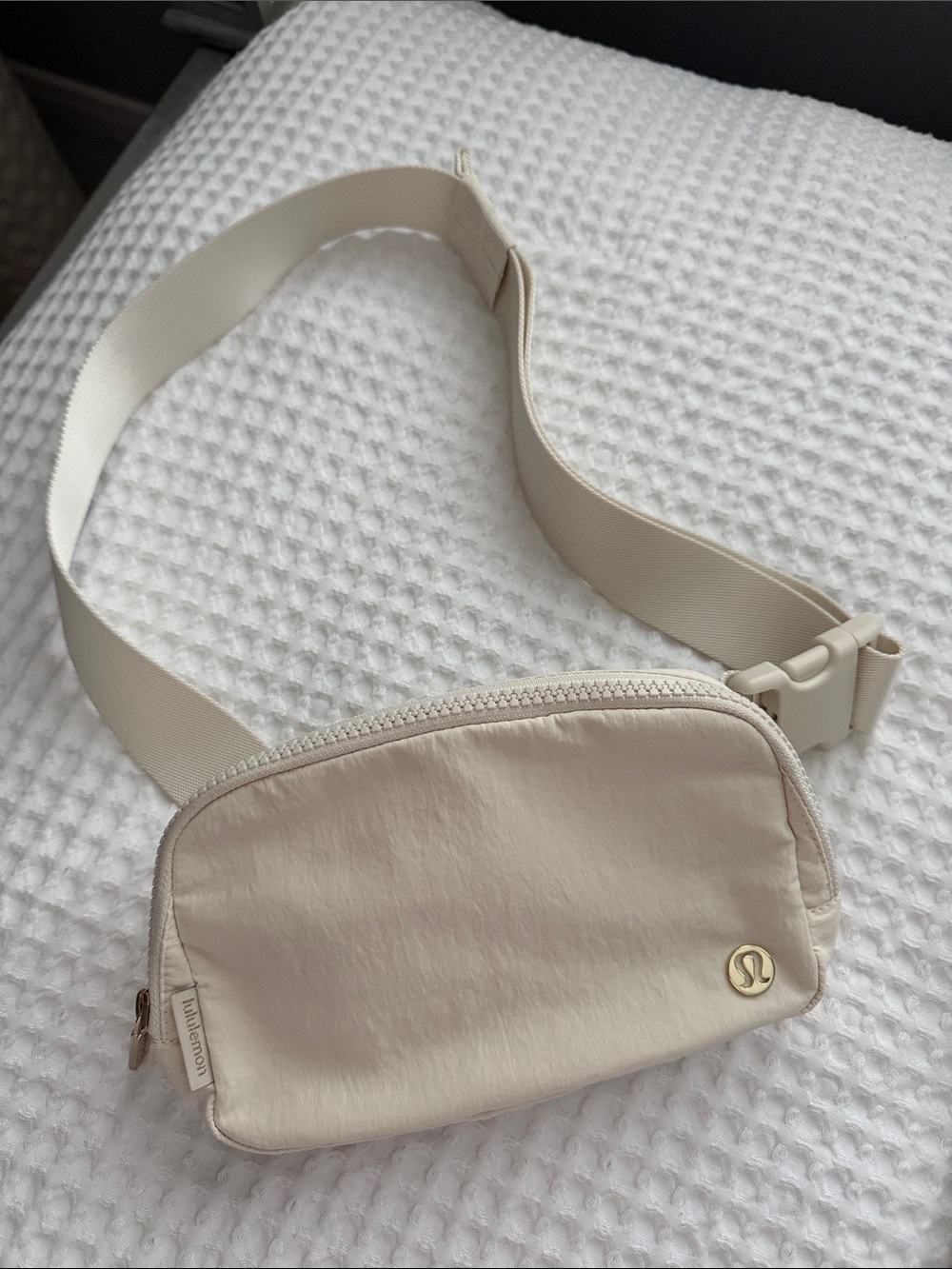 lululemon belt bag